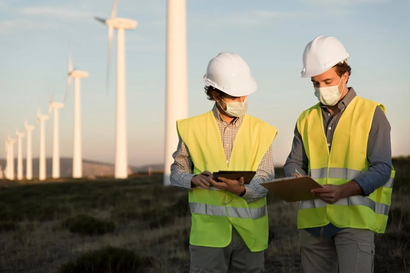 Por favor, envíame la descripción original para parafrasearla en español.